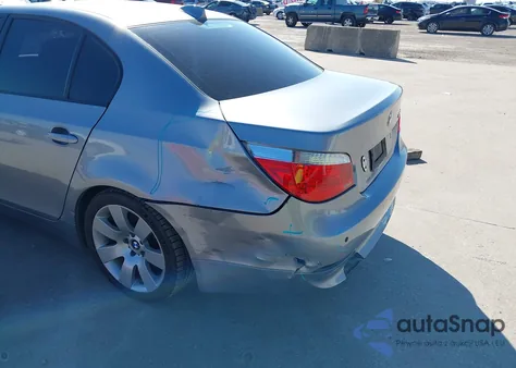 2007 BMW 530I из США, поврежденный, VIN WBANE73597CM56236